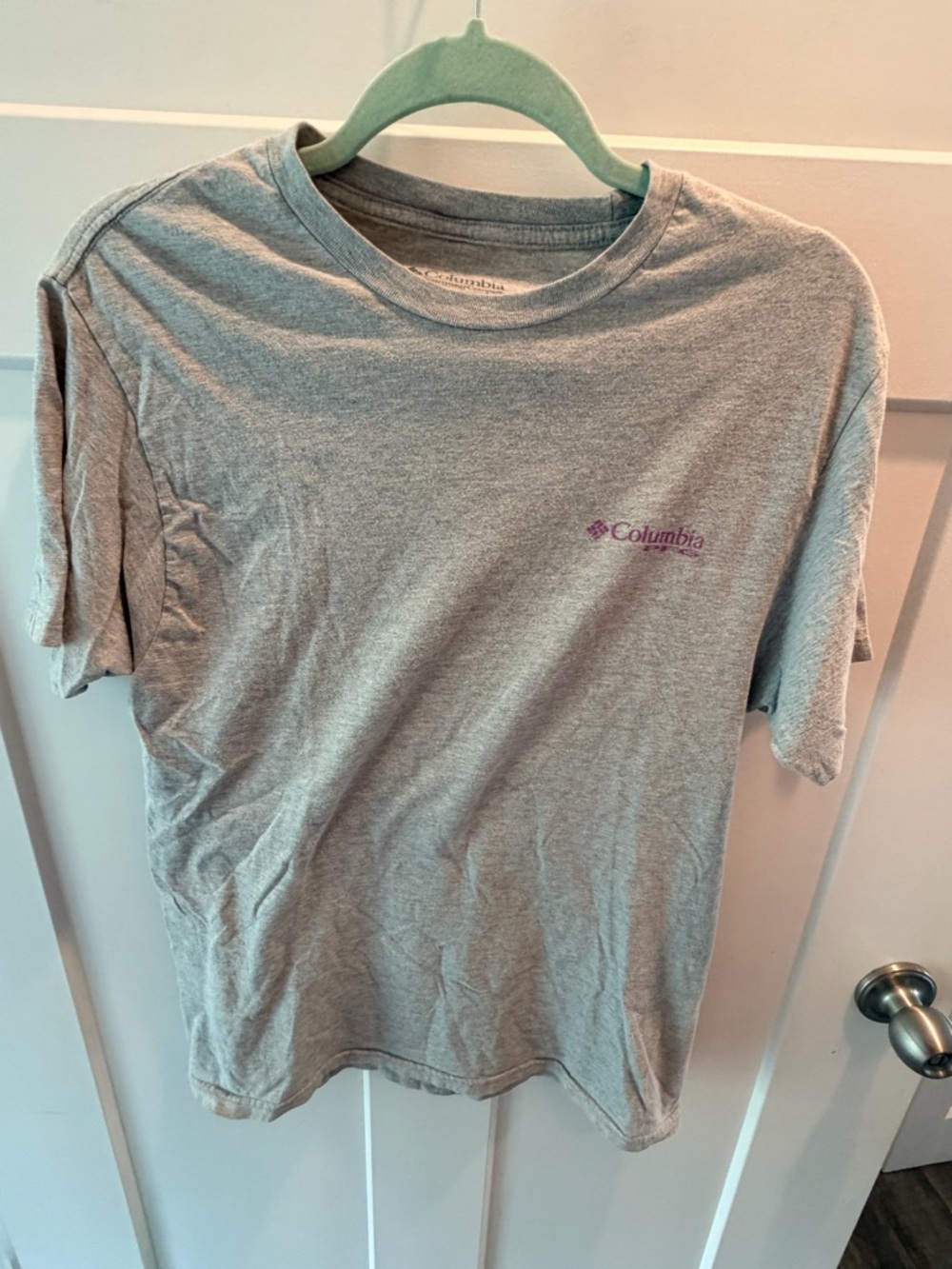 Columbia PFG T Shirt Womens Small Gray Purple Logo Fishing Graphic Tee